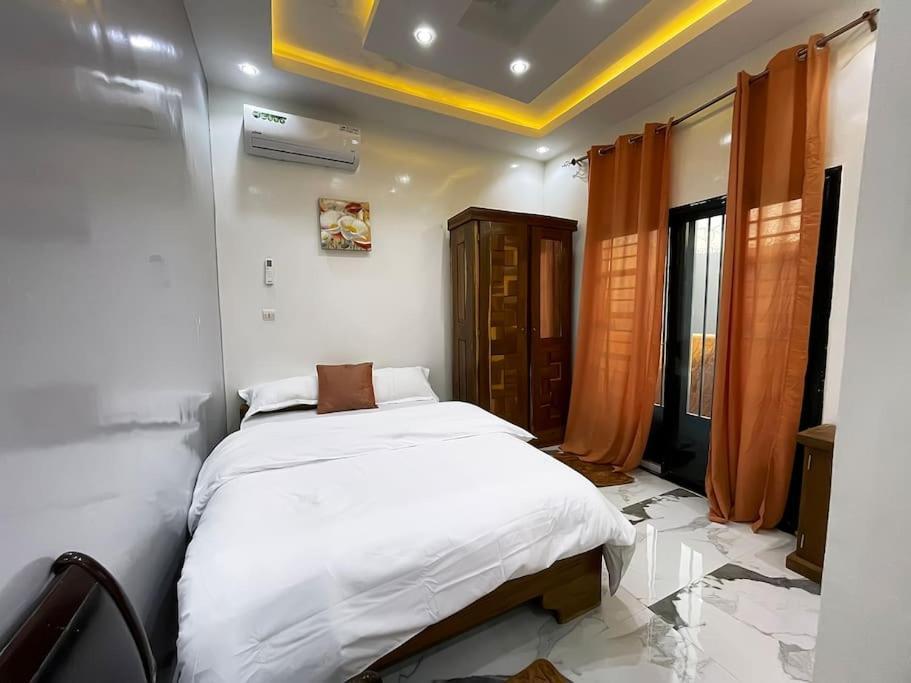 Villa Adja Nafy A Saly Gandigal Exteriör bild